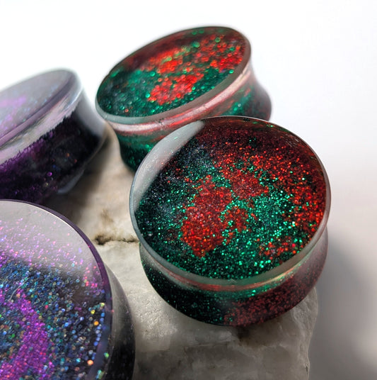 Customisable Glitter Double Flared Plugs - The Cerulean Wolf