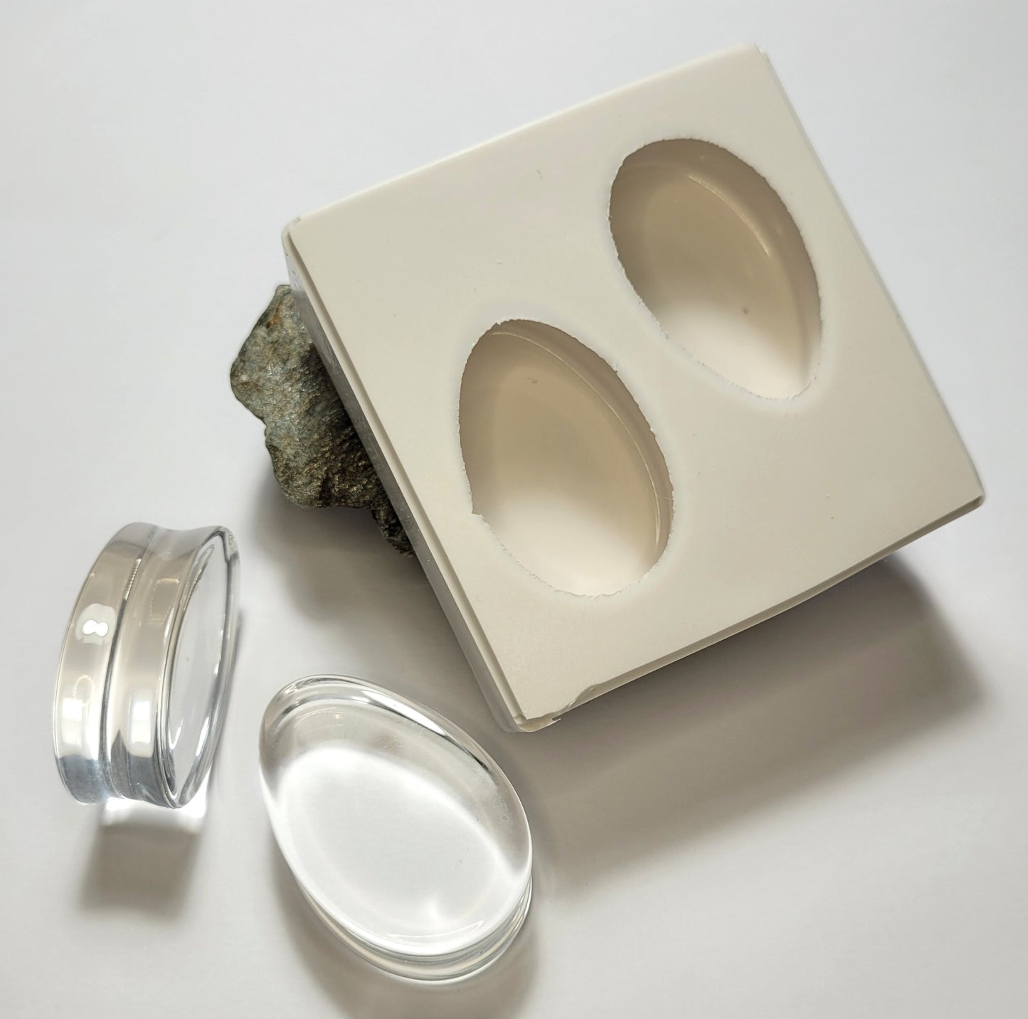 10mm to 30mm Double Flared Teardrop Mould - The Cerulean Wolf