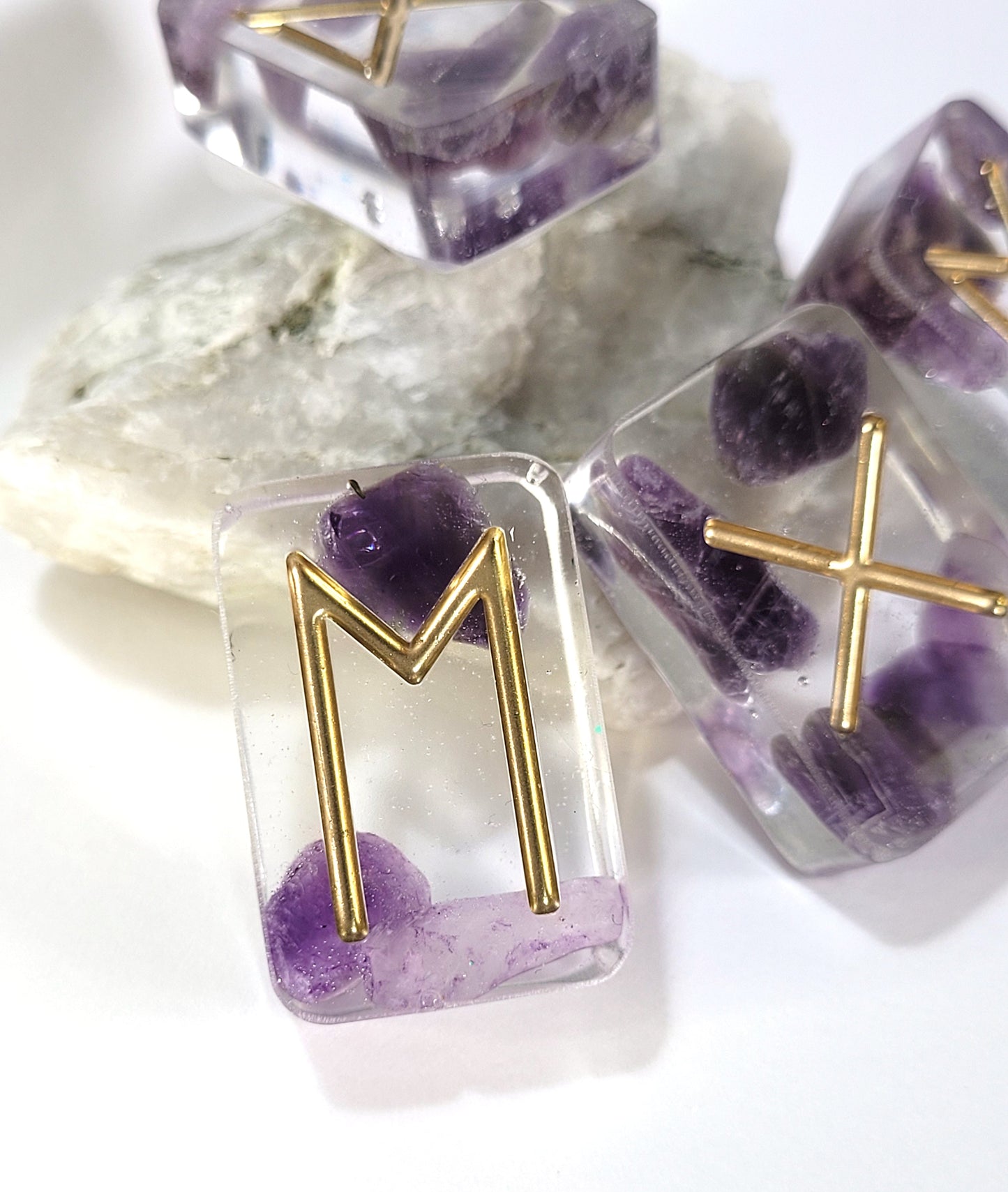 25 Amethyst Elder Futhark Runes - The Cerulean Wolf