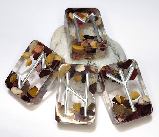 25 Bloodstone Elder Futhark Runes - The Cerulean Wolf