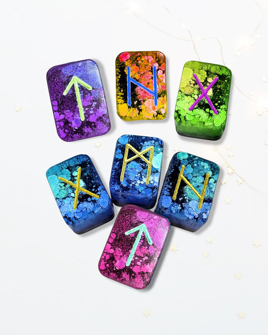 25 Mini Customisable Elder Futhark Runes - The Cerulean Wolf