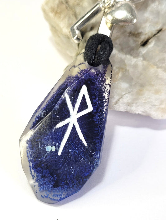 Customisable Love Bindrune Keyring - The Cerulean Wolf